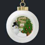 Ornement de bal en céramique de Noël, Snowman<br><div class="desc">Ornement de bal en céramique de Noël Décorez votre beau sapin de Noël avec un ornement customisé d'une sorte. Quelque chose pour tous,  Maria lurdis afonso,  https://www.zazzle.com/succeedinbeautybarb</div>