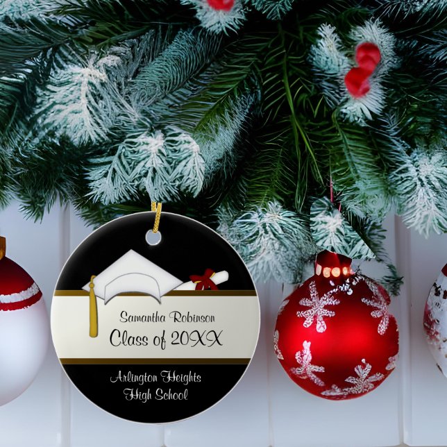 Ornement de Casquette blanc (Créateur téléchargé)