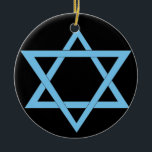 Ornement de Hanoukka<br><div class="desc">Décorez un arbre de Noël avec ces ornements d'étoile de David pour célébrer une saison des vacances religieusement diverse. Ou portez-les comme boucles d'oreille à une fête de vacances. Cliquez sur la "personnaliser il" le bouton pour changer la couleur d'arrière - plan (montrée dans le noir.)</div>