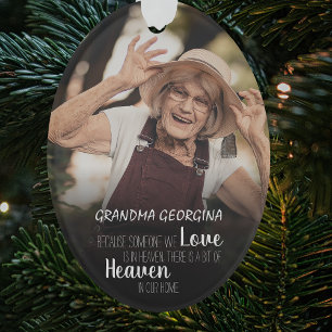 Ornement de l'arbre de Noël en hommage à grand-mèr