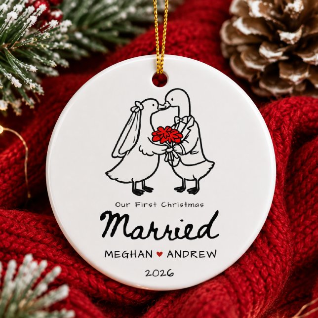 Ornement de Noël du premier mariage dessiné à la m (Créateur téléchargé)