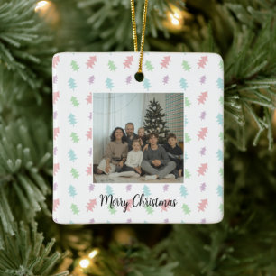 Ornement de Noël en photo d'arbre de pin pastel ré