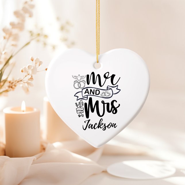 Ornement des jeunes mariés M. et Mme  (Mr. and Mrs. Newly Wed ornament. )