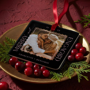 ORNEMENT EN CÉRAMIQUE 