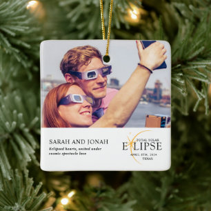 Ornement En Céramique 2024 Cadeaux photo total Éclipse solaire Couples