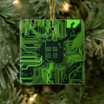 Ornement En Céramique Art de motif de piste de carte de circuit imprimé<br><div class="desc">Donnez à vos accessoires une esthétique high-tech avec ce graphique haute définition représentant une carte de circuit imprimé (PCB) nue. Conçu pour ceux qui apprécient l'architecture fondamentale de la technologie numérique, ce visuel met en valeur la beauté minimaliste d'un masque de soudure vert foncé accentué par un réseau complexe de...</div>