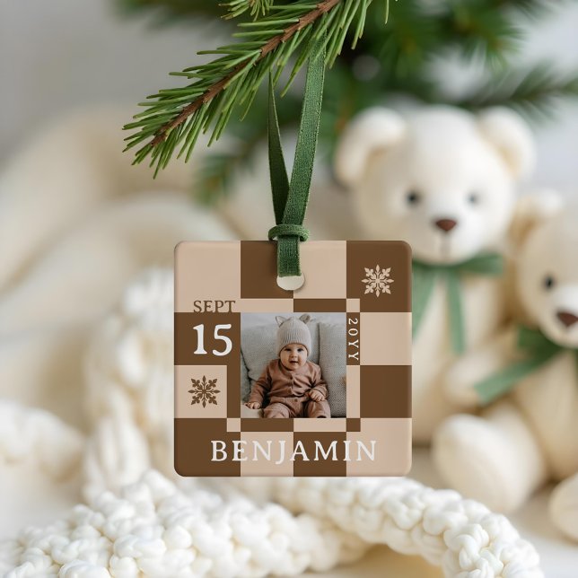Ornement En Céramique Baby First Christmas Fun Retro Checkerboard Photo (Baby First Christmas Fun Retro Checkerboard Photo Ceramic Ornament)