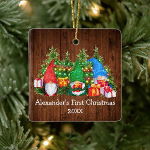Ornement En Céramique Baby First Christmas Lights Gnomes Rustic Carré