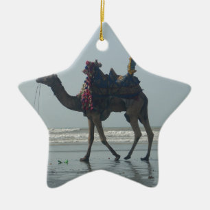 Ornement En Céramique Balade en chameau tribal : Sables et mer à la maré