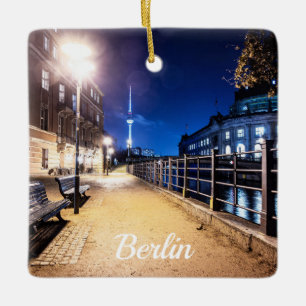 Ornement En Céramique Banquettes près de la rivière Spree à Berlin, Alle