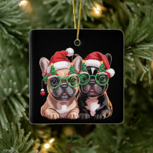 Ornement En Céramique Bouledogue français portant des lunettes de sapin