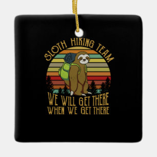 Ornement En Céramique Cadeau Camper   Équipe Vintage de Randonnée Sloth 