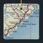 Ornement En Céramique Carte Vintage Liverpool NS<br><div class="desc">Liverpool Nouvelle-Écosse ornement de Noël fait avec carte vintage de 1955.</div>