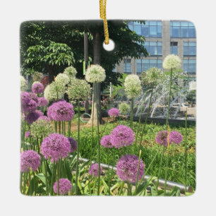Ornement En Céramique Columbus Circle NYC Allium Fountain Flowers Photo
