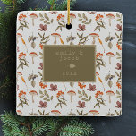 Ornement En Céramique Cottagecore Champignons Botanique Photo Noël<br><div class="desc">Elevez votre décor de vacances avec notre magnifique Cottagecore Mushroom Botanical Picture Christmas Céramique Ornement. Cet ornement saisit le charme intemporel de la végétation botanique classique, en la combinant avec l'allure rustique du cottagecore. Il dispose d'un modèle photo en arc de cercle magnifiquement conçu, offrant l'espace parfait pour présenter une...</div>