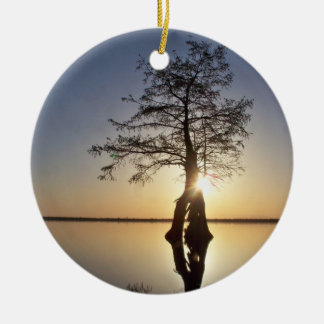 Ornement En Céramique Coucher du soleil derrière un arbre