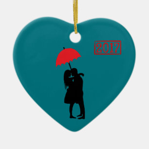 Ornement En Céramique Couple de baiser parapluie rouge 2017