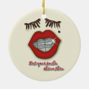 Ornement En Céramique Croisillons brillants, lèvres rouges, taupe, et