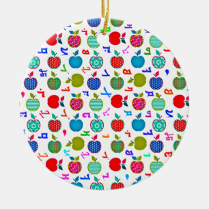 Ornement en céramique de l'alphabet assyrien