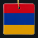 Ornement En Céramique Drapeau arménien<br><div class="desc">Produits World Flag personnalisables - N'hésitez pas à ajouter votre propre texte.</div>