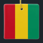 Ornement En Céramique Drapeau Guinée<br><div class="desc">Produits World Flag personnalisables - N'hésitez pas à ajouter votre propre texte.</div>