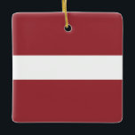 Ornement En Céramique Drapeau letton (letton)<br><div class="desc">Produits World Flag personnalisables - N'hésitez pas à ajouter votre propre texte.</div>