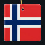 Ornement En Céramique Drapeau norvégien<br><div class="desc">Produits World Flag personnalisables - N'hésitez pas à ajouter votre propre texte.</div>