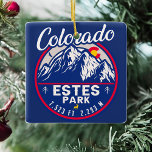 Ornement En Céramique Estes Park Colorado - Rocky Mountain National Park<br><div class="desc">L'Estes Park Colorado est la porte d'entrée du parc national des Rocheuses et d'une belle ville de montagne. Ce grand design vintage a un look rétro.</div>