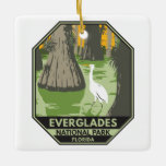 Ornement En Céramique Everglades Parc National Floride Egret Vintage<br><div class="desc">Everglades conception d'oeuvres vectorielles. Le parc est composé de mangroves côtières,  de marais de scie et de pinèdes plates qui abritent des centaines d'espèces animales.</div>