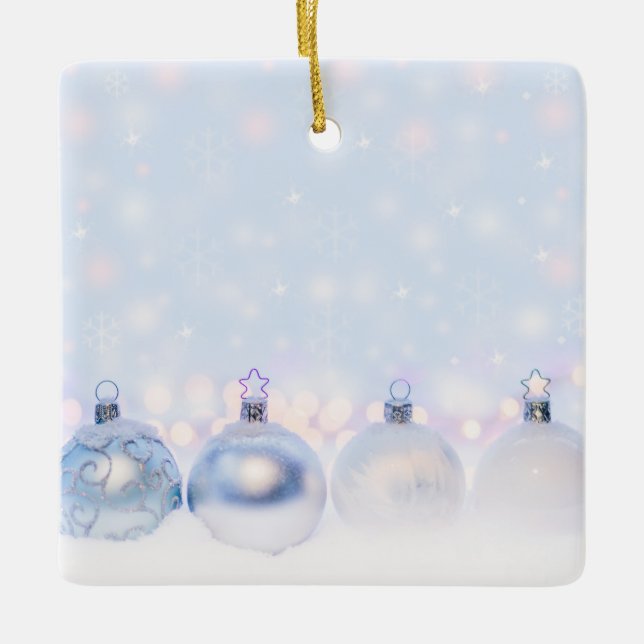 Ornement En Céramique Festif boules de Noël en argent sur la neige (Devant)
