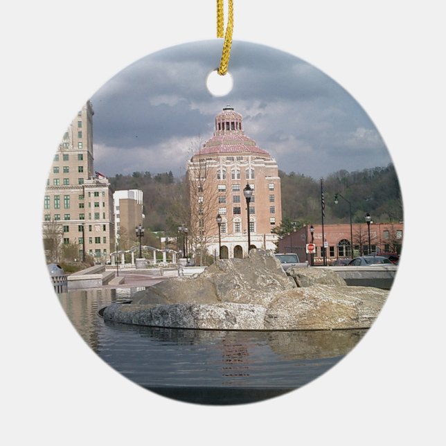 Ornement En Céramique Fontaine d'Asheville OR (Devant)