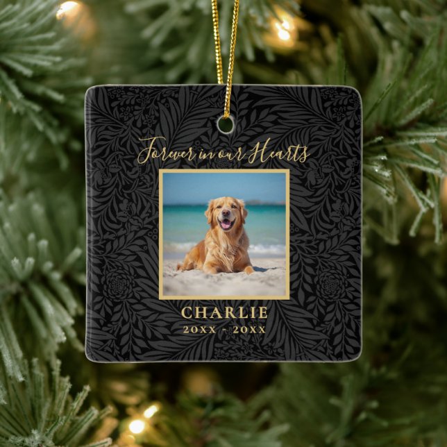 Ornement En Céramique Forever in our Hearts Pet Memorial Name Photo (Arbre)