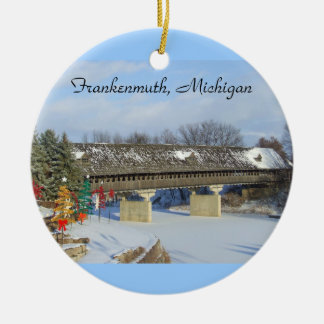 Ornement En Céramique Frankenmuth MI a couvert l'ornement de pont en