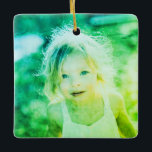 Ornement En Céramique Garde photo simple pour enfants<br><div class="desc">Do-it-yourself et customisez facilement avec vos propres images cette Personnalité Simple Enfants Photo vert Noël Arc en Ciel Keepsaké Ornement céramique. Ajoutez un format photo customisé : portrait vertical, paysage horizontal, carré. Créez votre propre cadeau photo de conservation unique pour la famille, les enfants, les grands-parents, les amis. Concevez votre...</div>