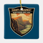 Ornement En Céramique Giants Causeway Irlande du Nord Voyage Vintage<br><div class="desc">Giants Causeway design vectoriel art. Giants Causeway est une zone d'environ 40 000 colonnes de basalte qui s'entremêlent,  résultat d'une éruption volcanique ancienne de fissure.</div>