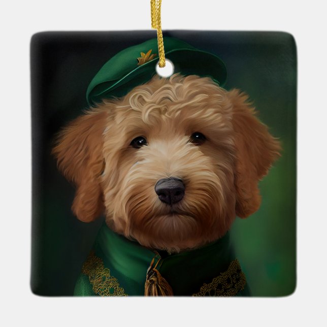 Ornement En Céramique Goldendoodle  Chien en robe de la Saint-Patrick (Devant)