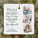 Ornement En Céramique Grand-parents bénis Grand-mère Grand-père Collage<br><div class="desc">Célébrez vos grands-parents avec un ornement photo-collage personnalisé. Ce grand-père unique cite ornement est le cadeau parfait que ce soit un anniversaire, un grand-père ou Noël. Nous espérons que votre cadeau de grand-parent gardien spécial deviendra un souvenir précieux pour les années à venir. . Citation " Heureux ceux qui se...</div>