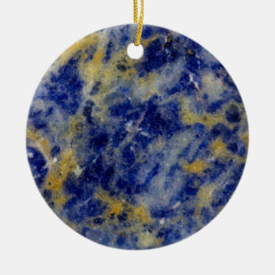 Ornement En Céramique Gros plan sur une sodalite bleue