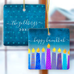 Ornement En Céramique Hanoukka Menorah bougies Turquoise Keepsaké person<br><div class="desc">"Bonne Hanoukka." Une illustration ludique, moderne et artistique de bougies motifs de boho vous aide à inaugurer le séjour de Hanoukka dans le style. Des bougies bleues assorties de motifs de fausse feuille colorés recouvrent un dégradé turquoise en arrière - plan texturé blanc. Sur le dos, personnalisez avec votre nom...</div>