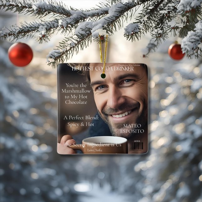 Ornement En Céramique Hottest Cocoa Drinker magazine boyfriend (Hottest Cocoa Drinker magazine boyfriend Ceramic Ornament)