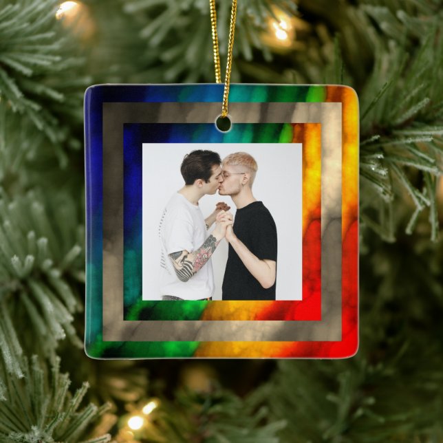 Ornement En Céramique Image modèle avec Rainbow Frames LGBTQ (Arbre)