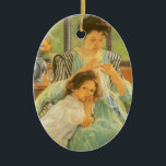 Ornement En Céramique Jeune mère coudre par Mary Cassatt, Art Vintage<br><div class="desc">Young Mother Sewing (vers 1900) de Mary Cassatt est une vintage impressionnisme peinture de famille de portrait d'art. Une fille, sa fille, se penche sur ses genoux. Un vase avec un bouquet de fleurs se trouve sur une table derrière. Une mère répare des vêtements avec un enfant. À propos de...</div>