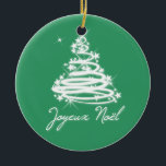 Ornement En Céramique Joyeux Noël avec sapin de Noël<br><div class="desc">Un bel arbre de Noël blanc décoré d'étoiles et de Français pour Joyeux Noël,  Joyeux Noël. C'est le design parfait pour le francophile !</div>
