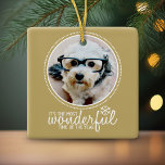 Ornement En Céramique Joyeux Noël Photo Carte de voeux Or<br><div class="desc">C'est le moment le plus merveilleux de l'année ! Un design de vacances simple et moderne qui met en valeur vos photos. Si vous rencontrez des problèmes avec vos images ou votre texte,  cliquez sur le bouton personnaliser et vous pourrez déplacer les choses et apporter des changements.</div>