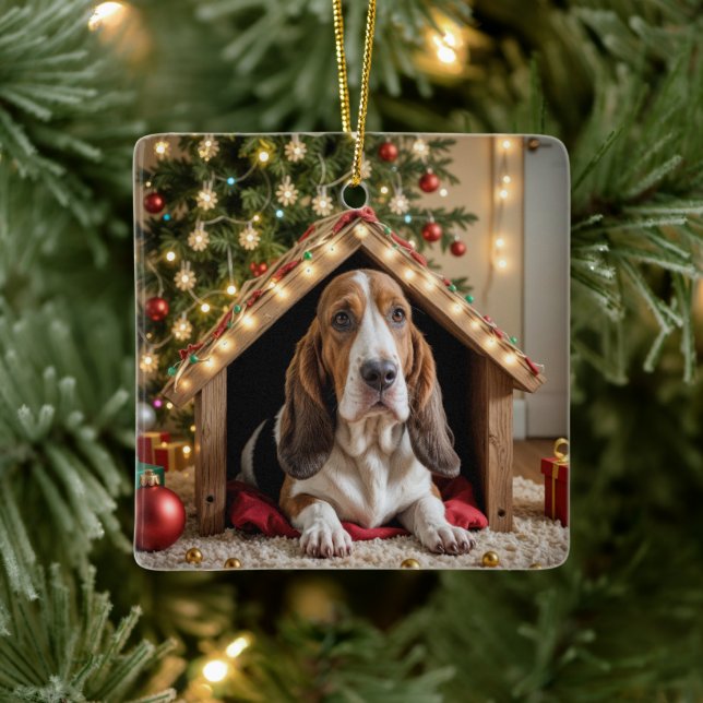 Ornement En Céramique Le Basset de Noël dans une niche (Arbre)