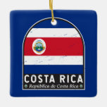 Ornement En Céramique Le drapeau du Costa Rica Emblem Vintage<br><div class="desc">Les Comores arborent un emblème en détresse arborant le drapeau et les armoiries.</div>