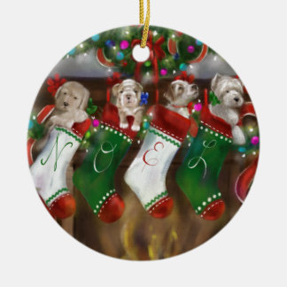 Ornement En Céramique Les bas ont été accrochés