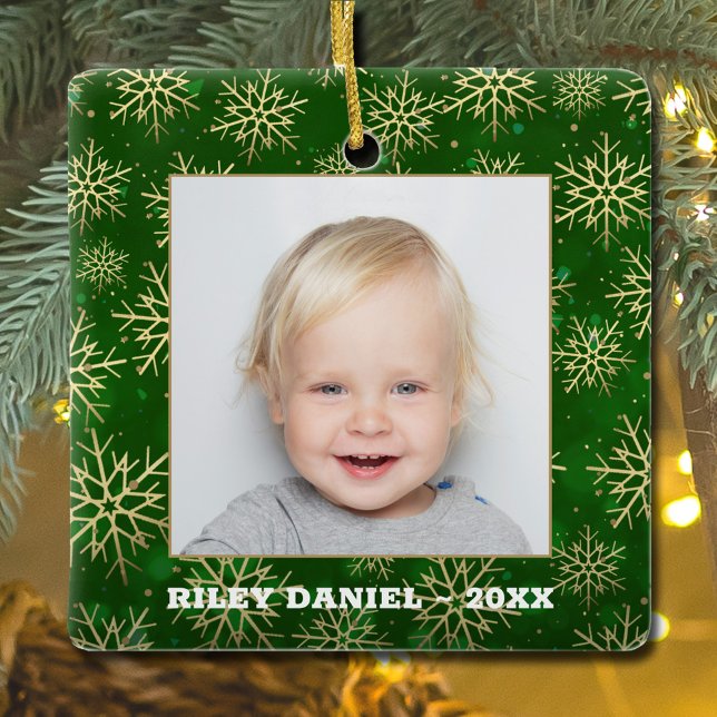 Ornement En Céramique Les flocons de neige sur la photo verte (Créateur téléchargé)