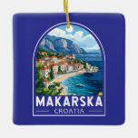 Ornement En Céramique Makarska Croatie Emblème d'art de voyage<br><div class="desc">Modèle de déplacement vectoriel rétro Makarska. Makarska est une ville portuaire sur la côte dalmate de Croatie,  connue pour ses plages de la Riviera Makarska,  sa promenade en bord de mer et sa vie nocturne.</div>
