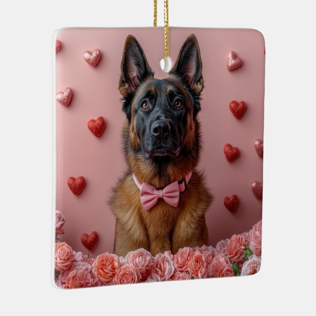 Ornement En Céramique Malinois belge avec Rose - Saint Valentin (Droite)